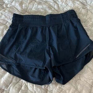 Lululemon Hotty Hot Low Rise Lined Short